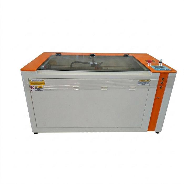 LIPPA75 - Plotter Laser Co2 Desktop 750x300mm 50W con Telecamera - USATO